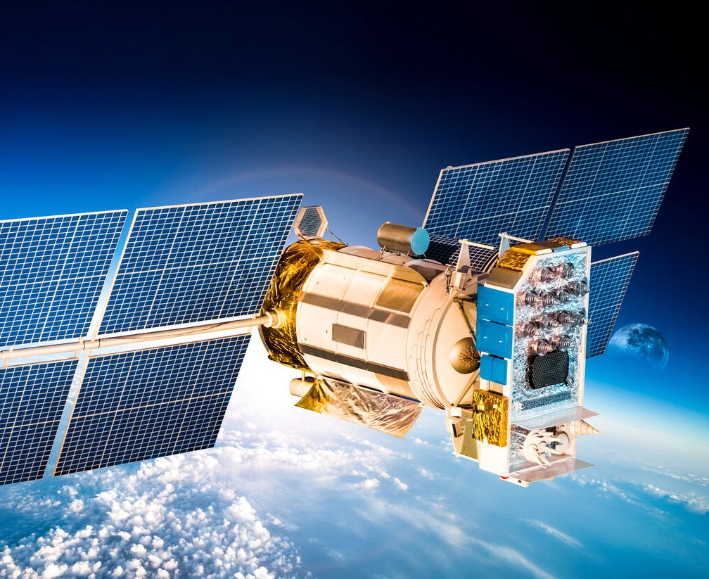 Satellite en orbite au-dessus de la Terre